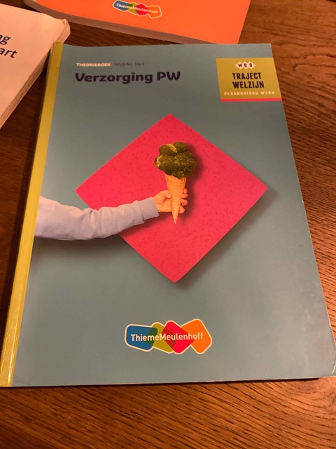 9789006622218-Verzorging-PW-niveau-34-Theorieboek