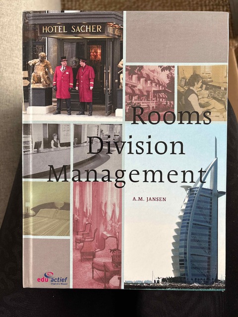 9789060537497-Rooms-Division-Management-CD
