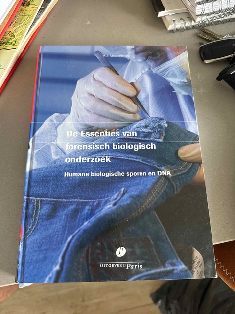 9789077320822-De-essenties-van-forensisch-biologisch-onderzoek.