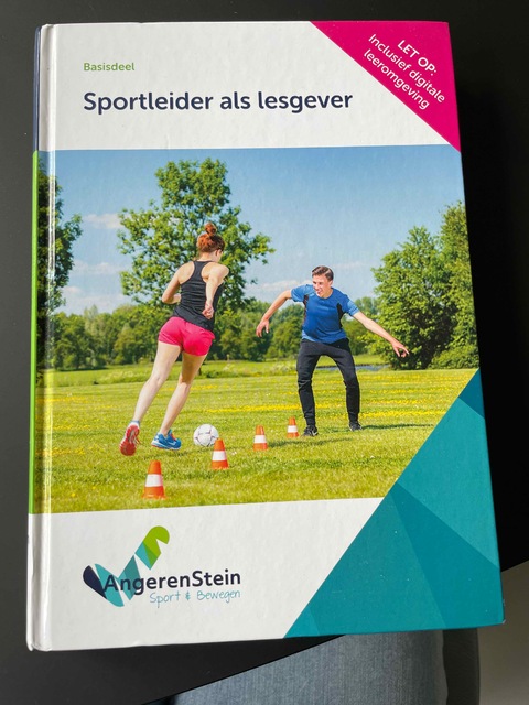 9789037256222-De-sportleider-als-lesgever-