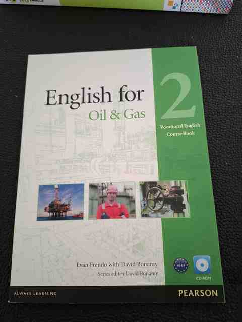 9781408269954-English-for-the-Oil-Industry-Level-2-Coursebook-and-CD-ROM-P