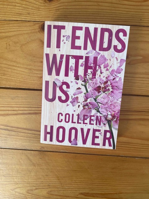 9781471156267-It-Ends-With-Us