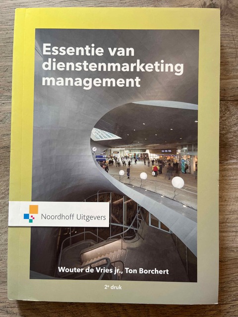 9789001850975-Essentie-van-dienstenmarketingmanagement