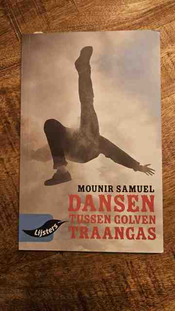 9789001799793-Dansen-tussen-golven-traangas