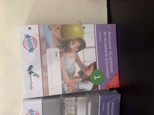 9789037249248-Assisteren-bij-sportieve-en-recreatieve-activiteiten-profieldeel-1