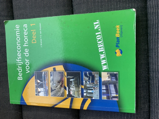 9789074625500-Bedrijfseconomie-voor-de-horeca-deel-1