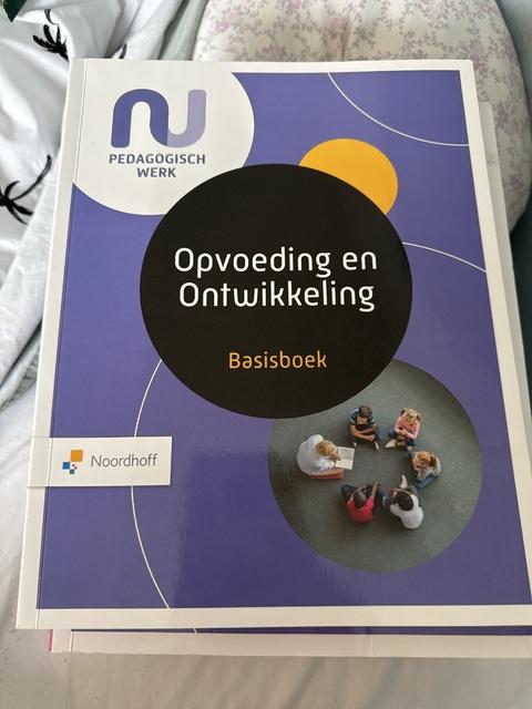 9789001734701-Basisboek-Opvoeding-en-Ontwikkeling-Leerboek
