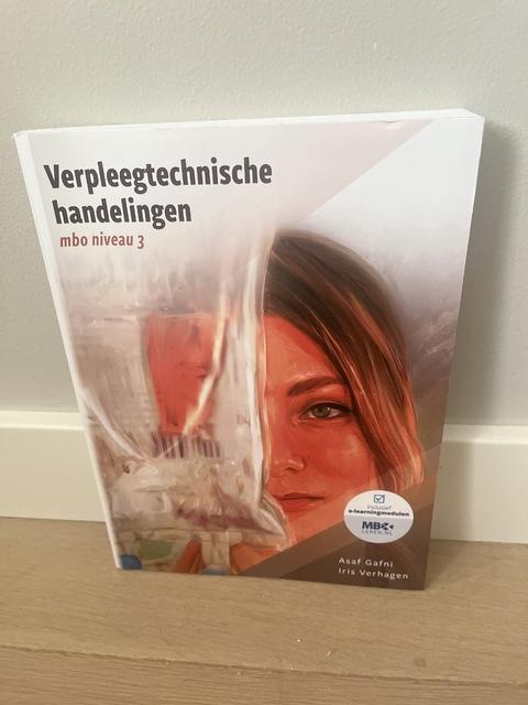 9789083181165-MBOL-Verpleegtechnische-handelingen-mbo-niveau-3