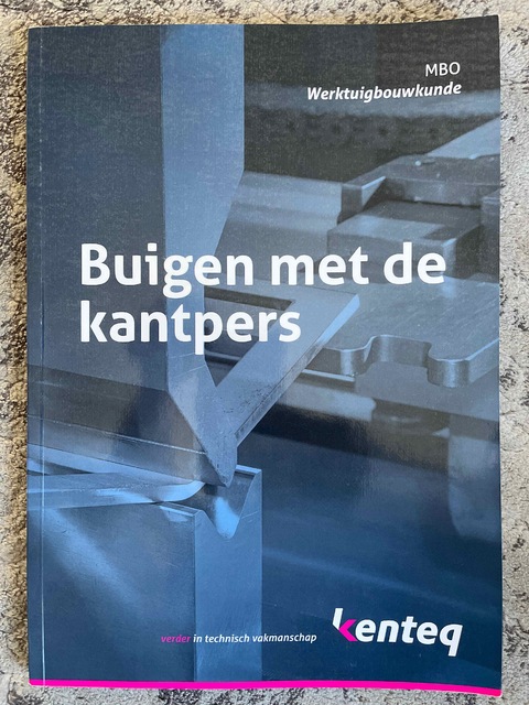 9789056367039-Buigen-met-de-kantpers