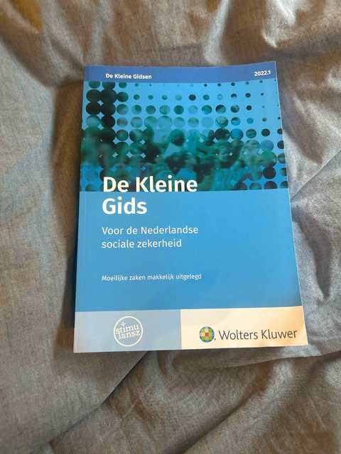 9789013166477-De-Kleine-Gids-voor-de-Nederlandse-sociale-zekerheid-2022.1