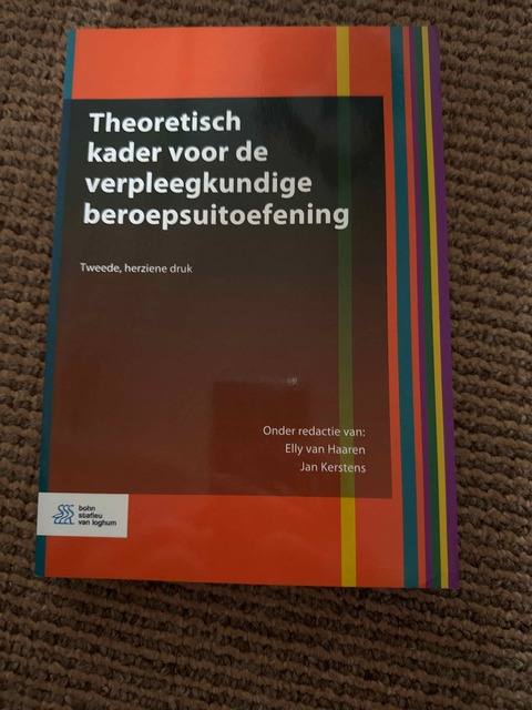 9789036824231-Theoretisch-kader-voor-de-verpleegkundige-beroepsuitoefening