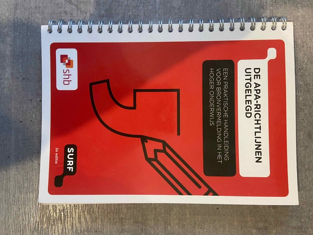 9789072482204-De-APA-richtlijnen-uitgelegd