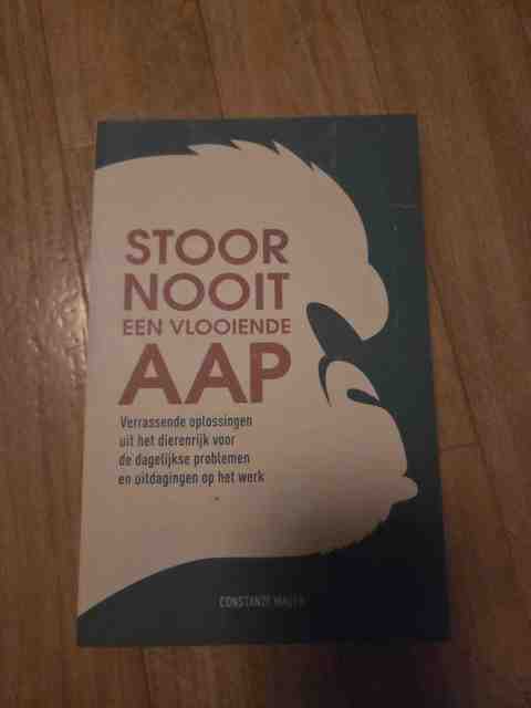 9789400510586-Stoor-nooit-een-vlooiende-aap