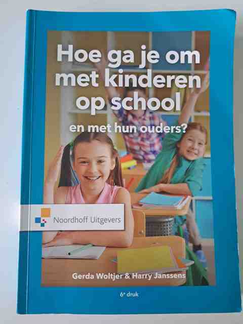9789001994426-Hoe-ga-je-om-met-kinderen-op-school-en-met-hun-ouders