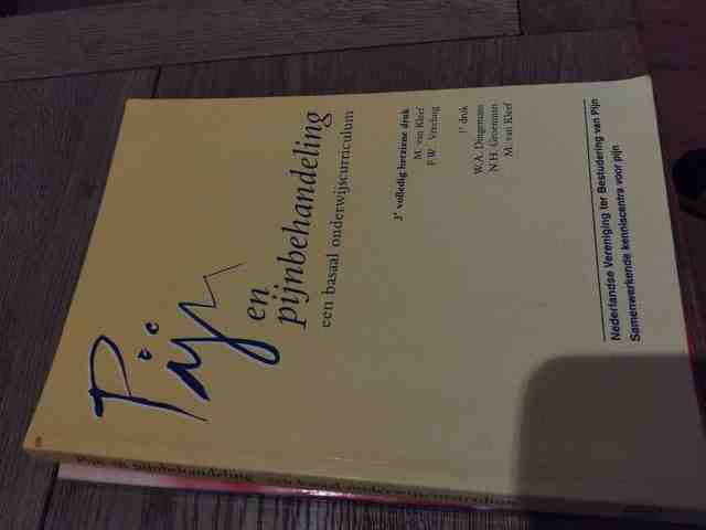 9789052782508-Pijn-en-pijnbehandeling-een-basaal-onderwijscurriculum