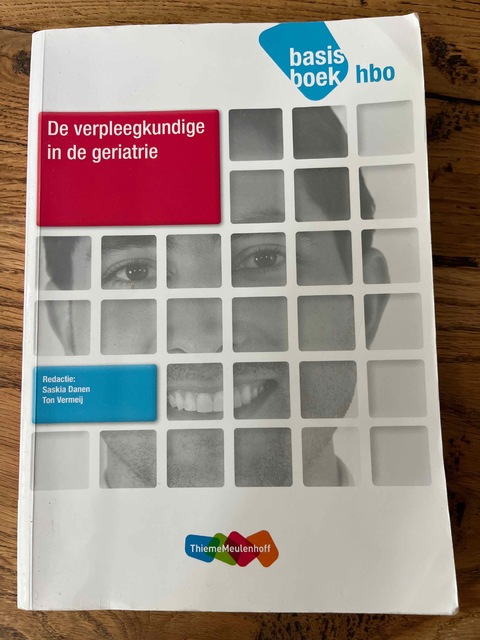 9789006952568-De-verpleegkundige-in-de-geriatrie-hbo-basisboek