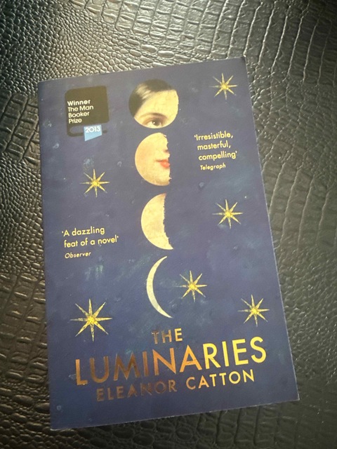 9781847084323-The-Luminaries