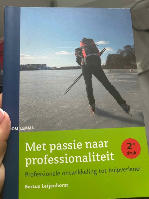 9789462363779-Met-passie-naar-professionaliteit