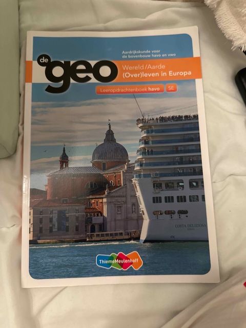 9789006619171-WereldAarde-De-Geo-bovenbouw-Overleven-in-Europa-SE-Leeropdrachtenboek-havo