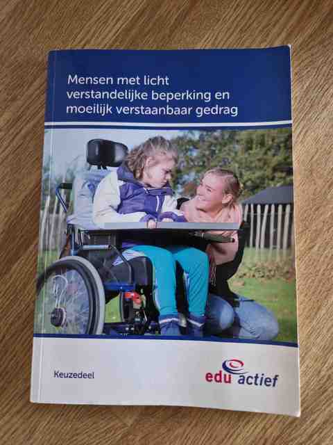 9789037247589-Keuzedeel-Mensen-met-licht-verstandelijke-beperking-en-moeilijk-verstaanbaar-gedrag-folio