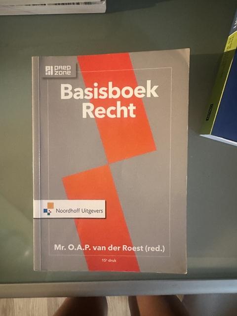 9789001875114-Basisboek-Recht
