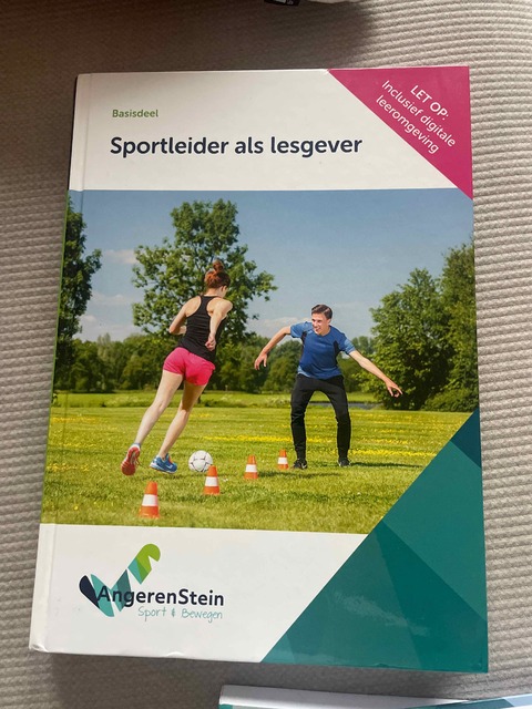 9789037249811-De-sportleider-als-lesgever