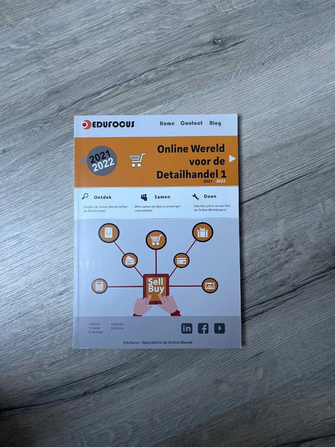 9789492442710-Online-Wereld-voor-de-Detailhandel-1-2021-2022