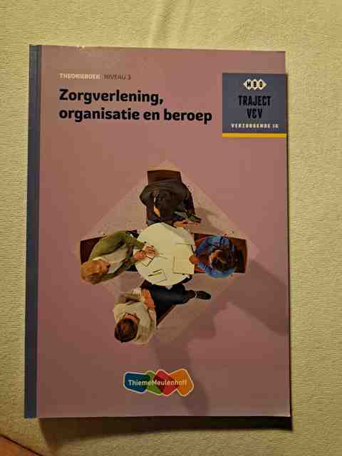 9789006910247-Zorgverlening-organisatie-en-beroep-niveau-3