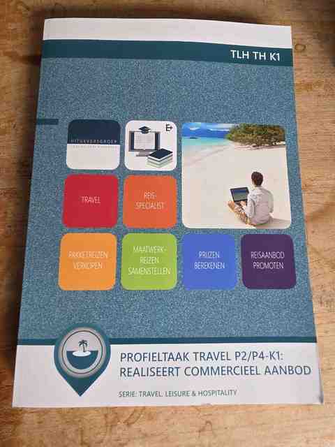 9789400232037-TLH-TH-K1