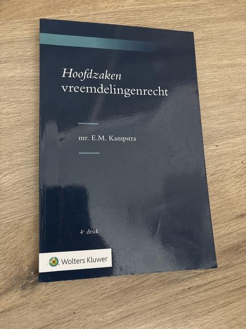9789013164695-Hoofdzaken-vreemdelingenrecht