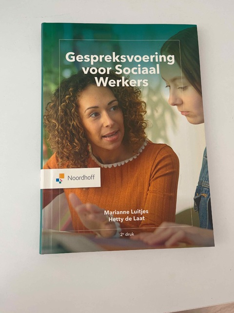 9789001299903-Gespreksvoering-voor-Sociaal-Werkers