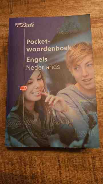 9789066488472-Van-Dale-Pocketwoordenboek-Engels-Nederlands