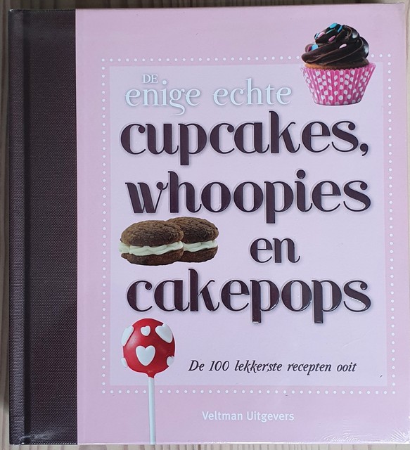 9789048308613-De-enige-echte-cupcakes-whoopies-en-cakepops