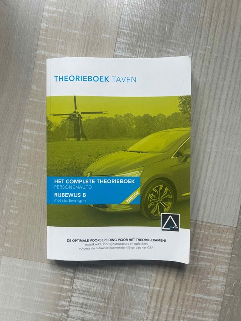 9789083076546-Het-complete-theorie-boek