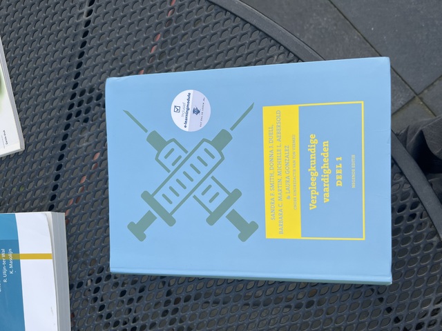 9789043036504-Verpleegkundige-vaardigheden-deel-1-9e-editie-met-datzaljeleren.nl