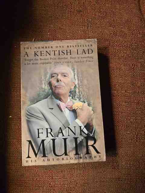 9780552141376-KENTISH-LAD-A