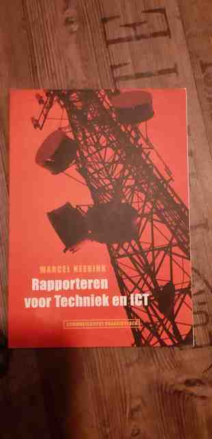 9789043011730-Rapporteren-voor-technici-en-ICT