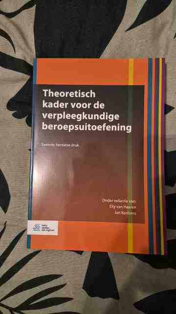 9789036824231-Theoretisch-kader-voor-de-verpleegkundige-beroepsuitoefening