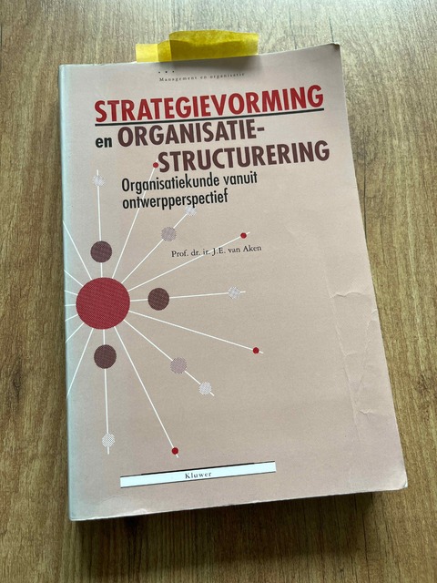 9789026720611-Strategievorming-en-organisatiestructurering-druk-1
