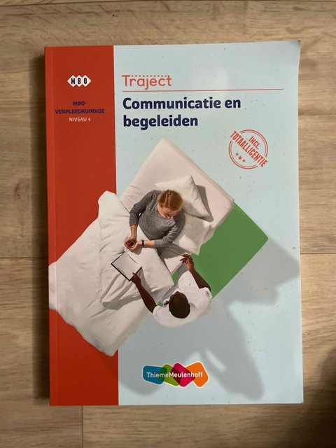 9789006953442-Communicatie-en-begeleiden-Niveau-4-mbo-verpleegkundige