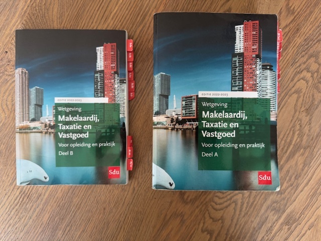 9789012408233-Wetgeving-Makelaardij-Taxatie-Vastgoed-2022-2023-set-a-2-delen-Studiejaar-2022-2023