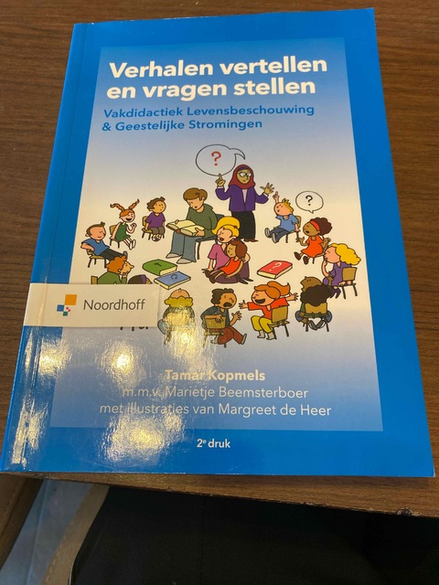 9789001896416-Verhalen-vertellen-en-vragen-stellen