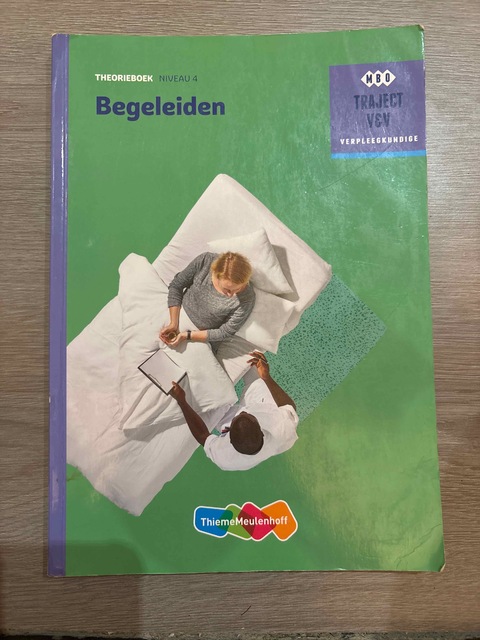 9789006910339-Begeleiden-niveau-4-Theorieboek