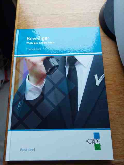 9789037254273-Beveiliger-theorieboeken-Editie-2019