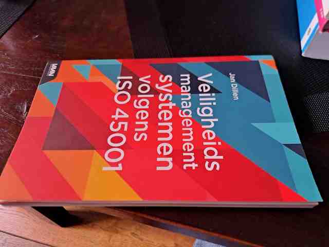 9789462155626-Veiligheidsmanagementsystemen-volgens-ISO-45001