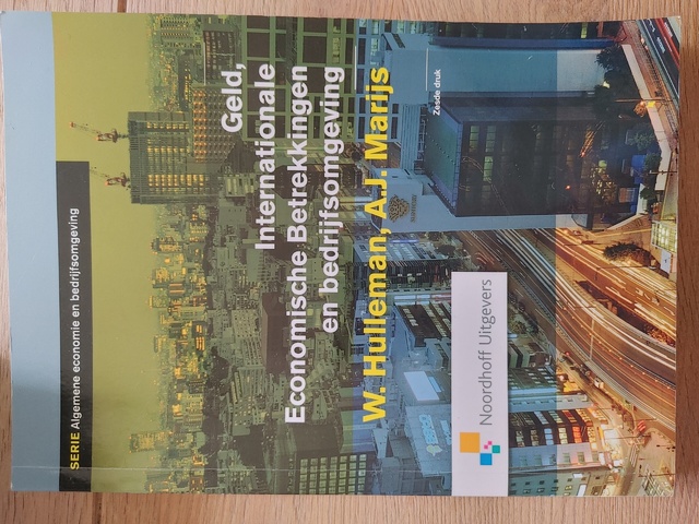 9789001813796-Geld-internationale-economische-betrekkingen-en-bedrijfsomgeving