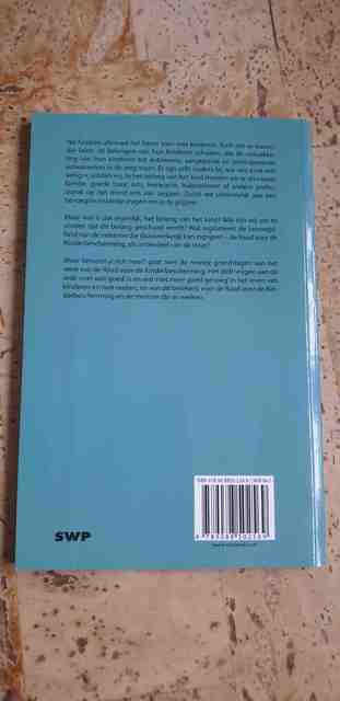 9789088502569-Waar-bemoeit-u-zich-mee