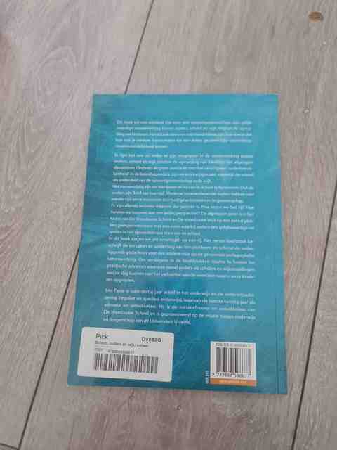 9789088508677-School-ouders-en-wijk-samen-opvoeden