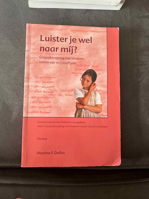 9789088505102-Luister-je-wel-naar-mij