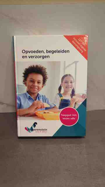 9789037264326-Opvoeden-begeleiden-en-verzorgen